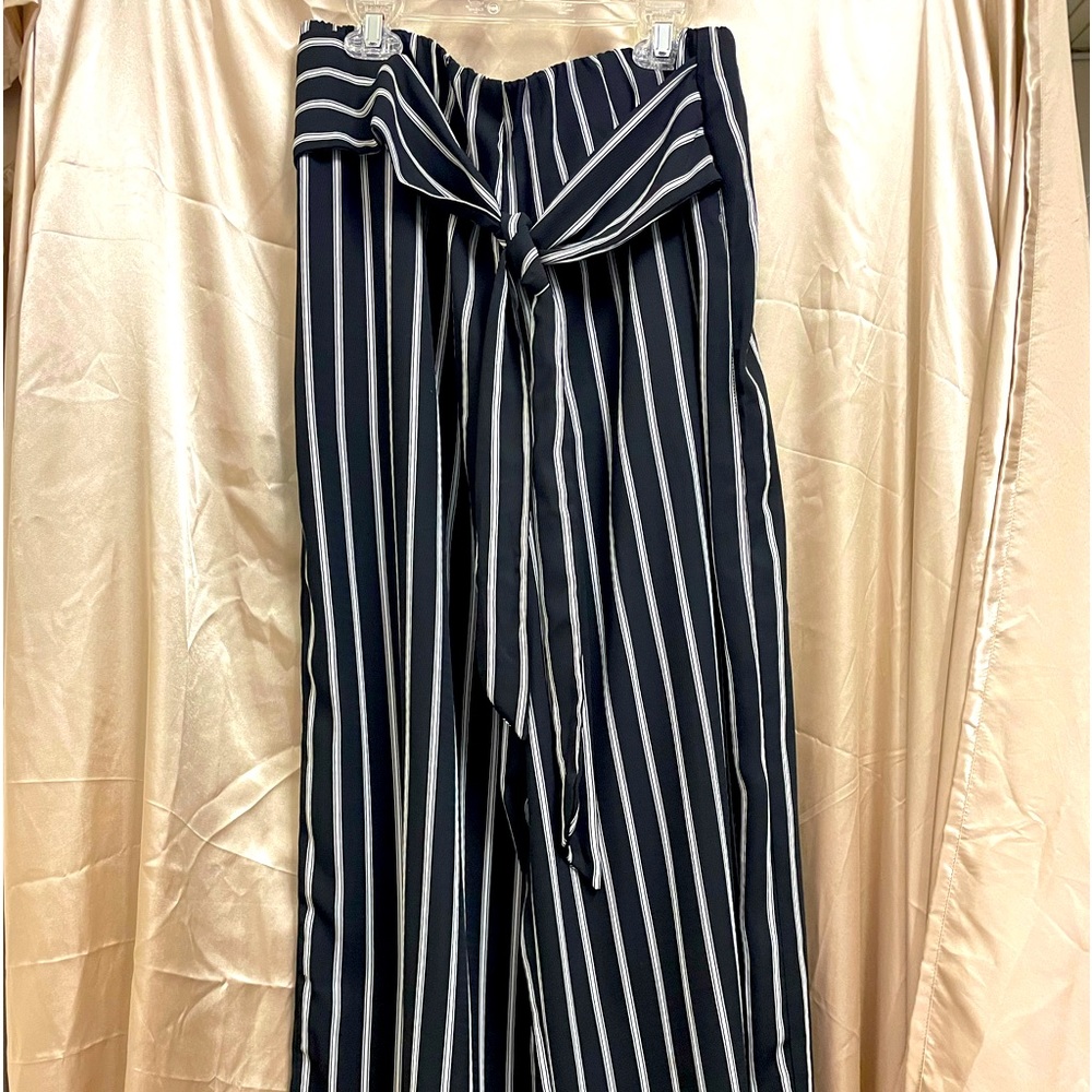 Comfortable yet timeless wide legged pants